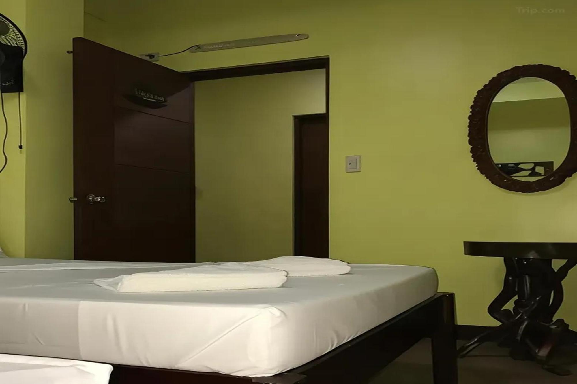 Luis Bay Travellers Lodge Coron Zewnętrze zdjęcie