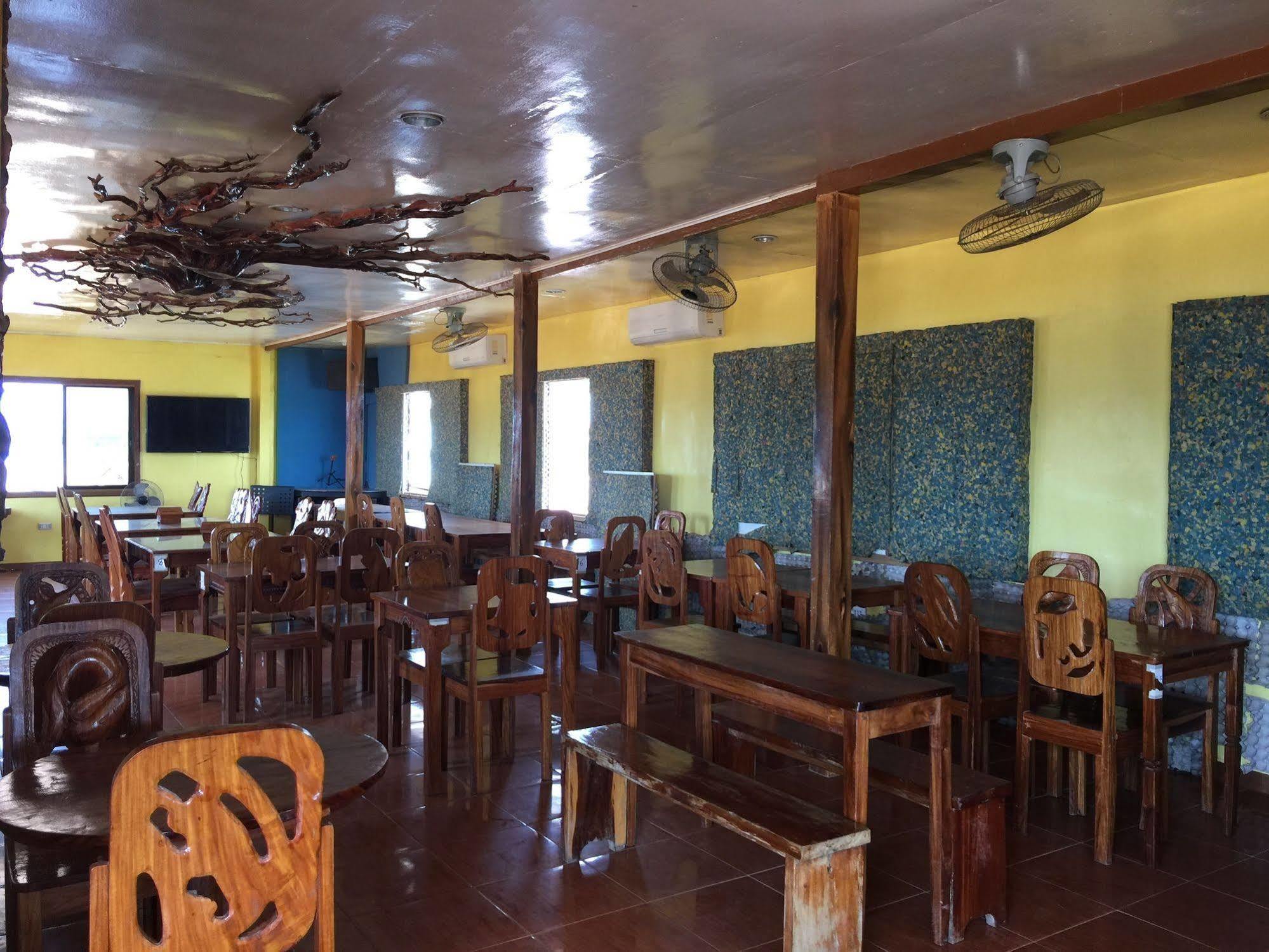 Luis Bay Travellers Lodge Coron Zewnętrze zdjęcie