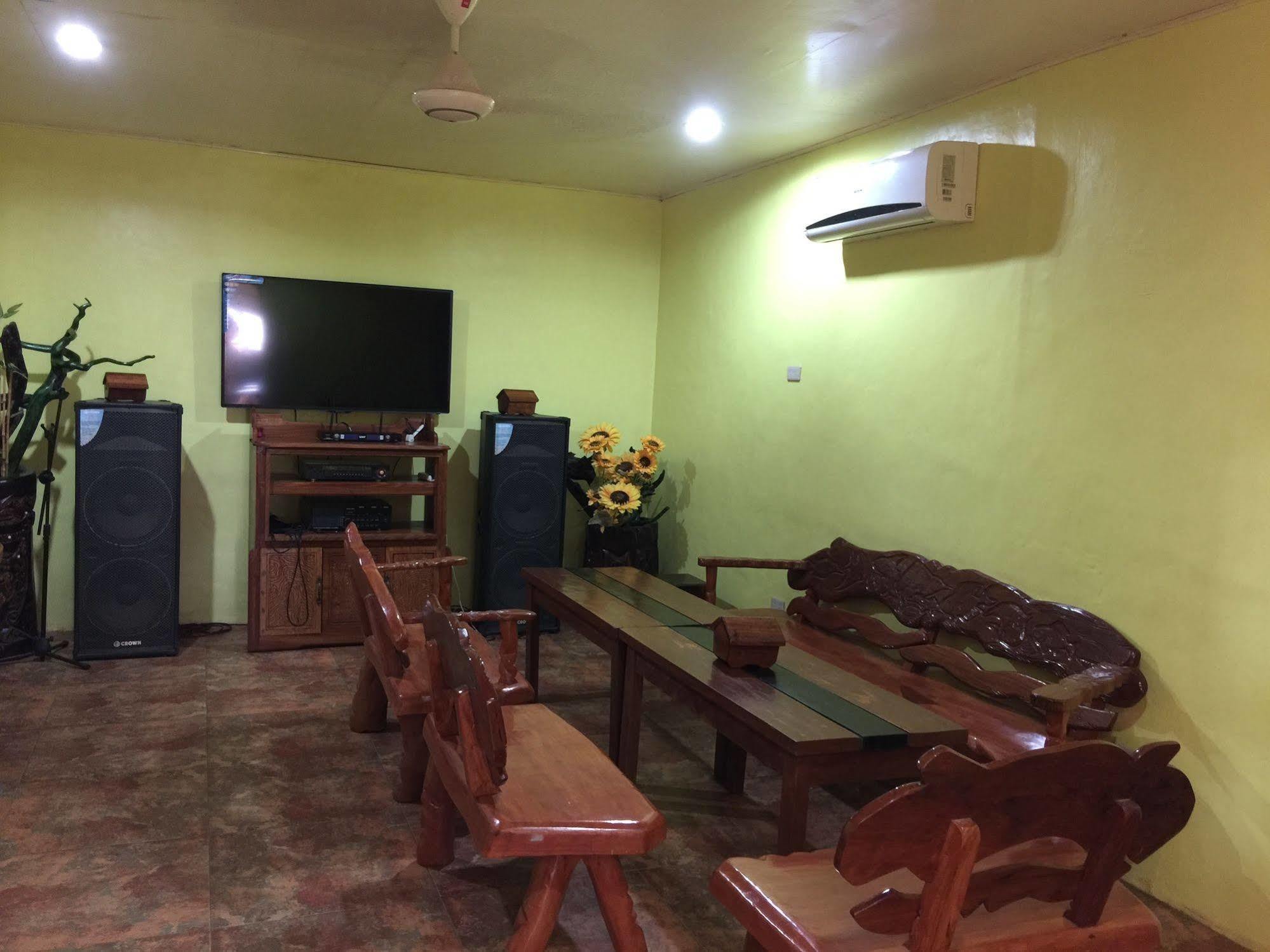 Luis Bay Travellers Lodge Coron Zewnętrze zdjęcie